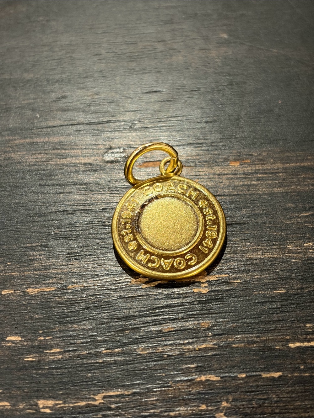 Gold Coach Zipper Pull